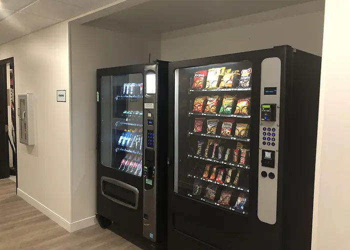 Extended America Select - - Northwest Tallahassee